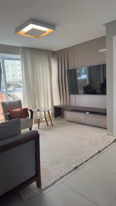 Apto 3 Quartos Apartamento *
